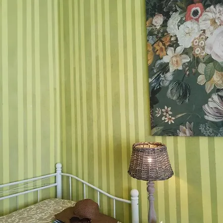 Dimora In *